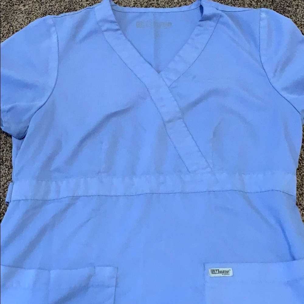Greys anatomy scrub top